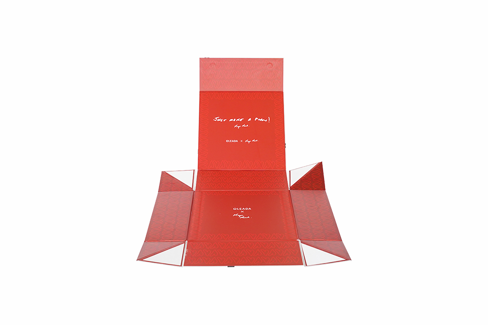 Bright silver paper folding box