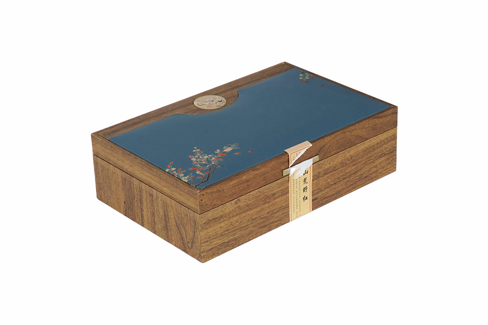 Wooden box