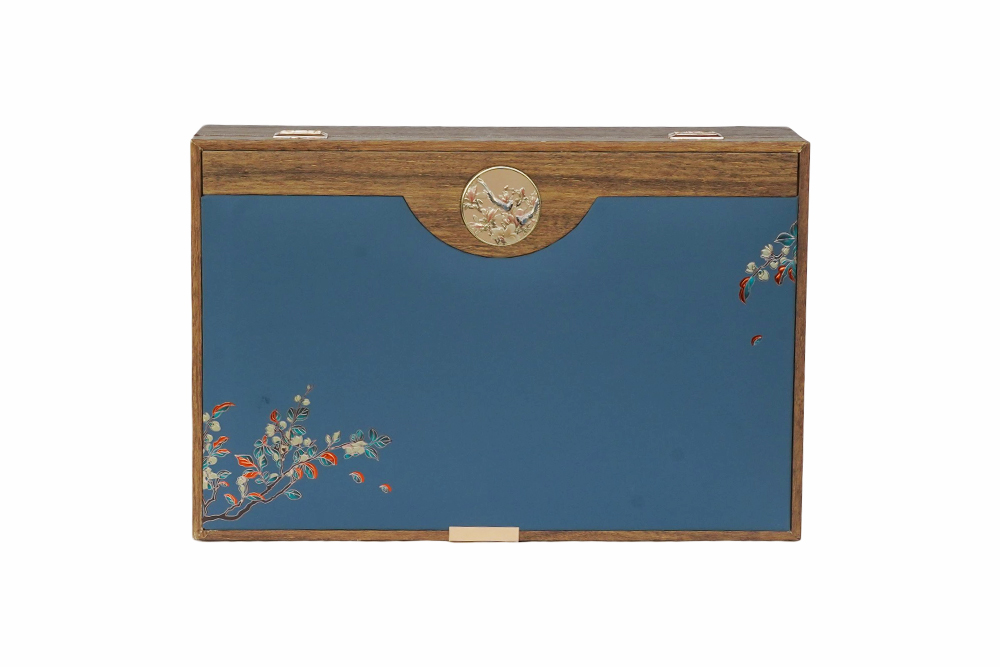 Wooden box