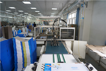 Lining paper machine